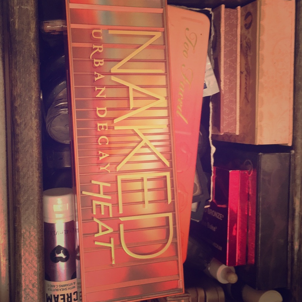 🔥NAKED HEAT PALETTE 🔥